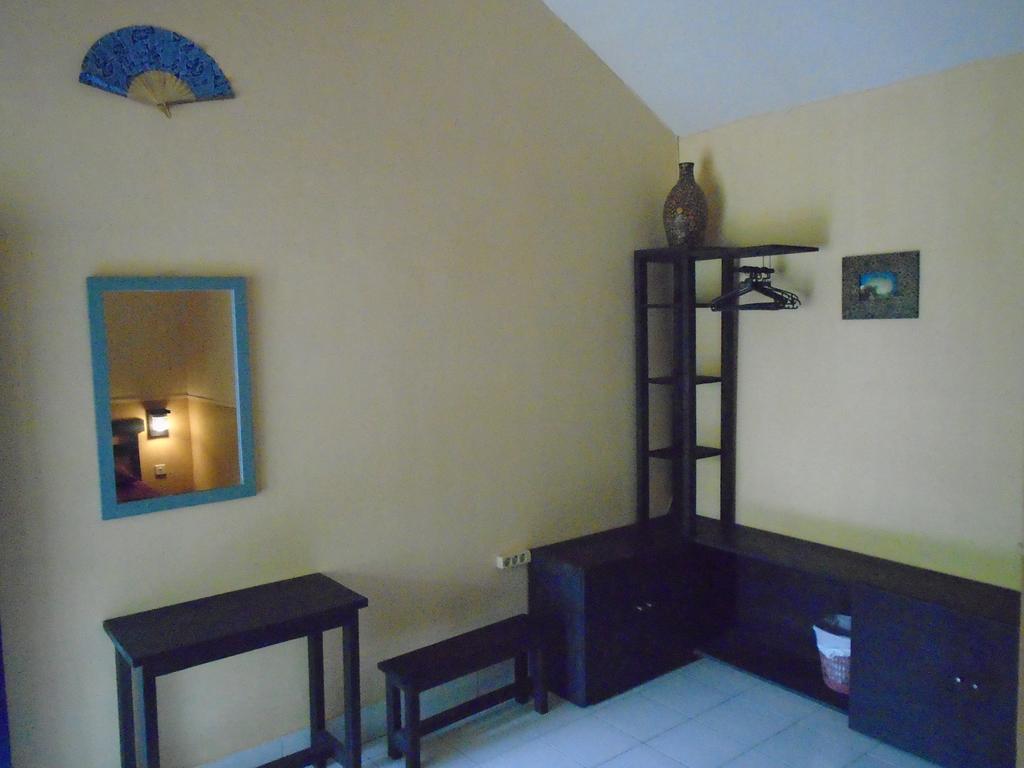 La Casa Homestay Сенгиги Екстериор снимка